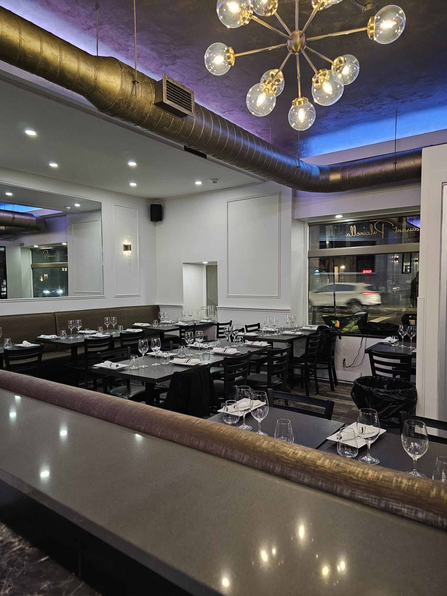 Restaurant Pulcinella — salle à manger